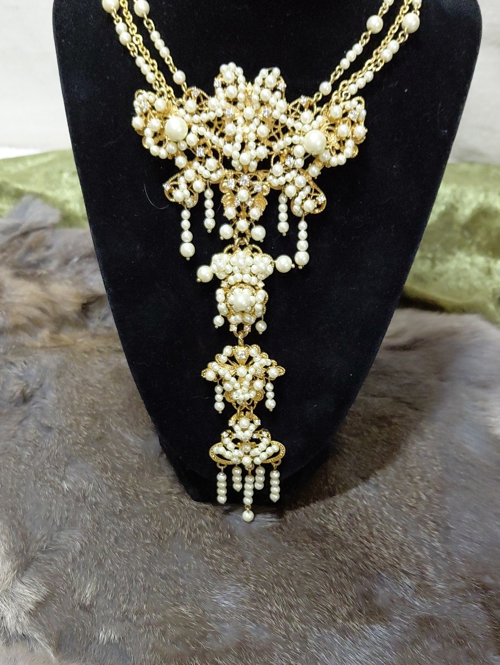 Vintage Carolee Lux Couture Lavalier Pendant Necklace